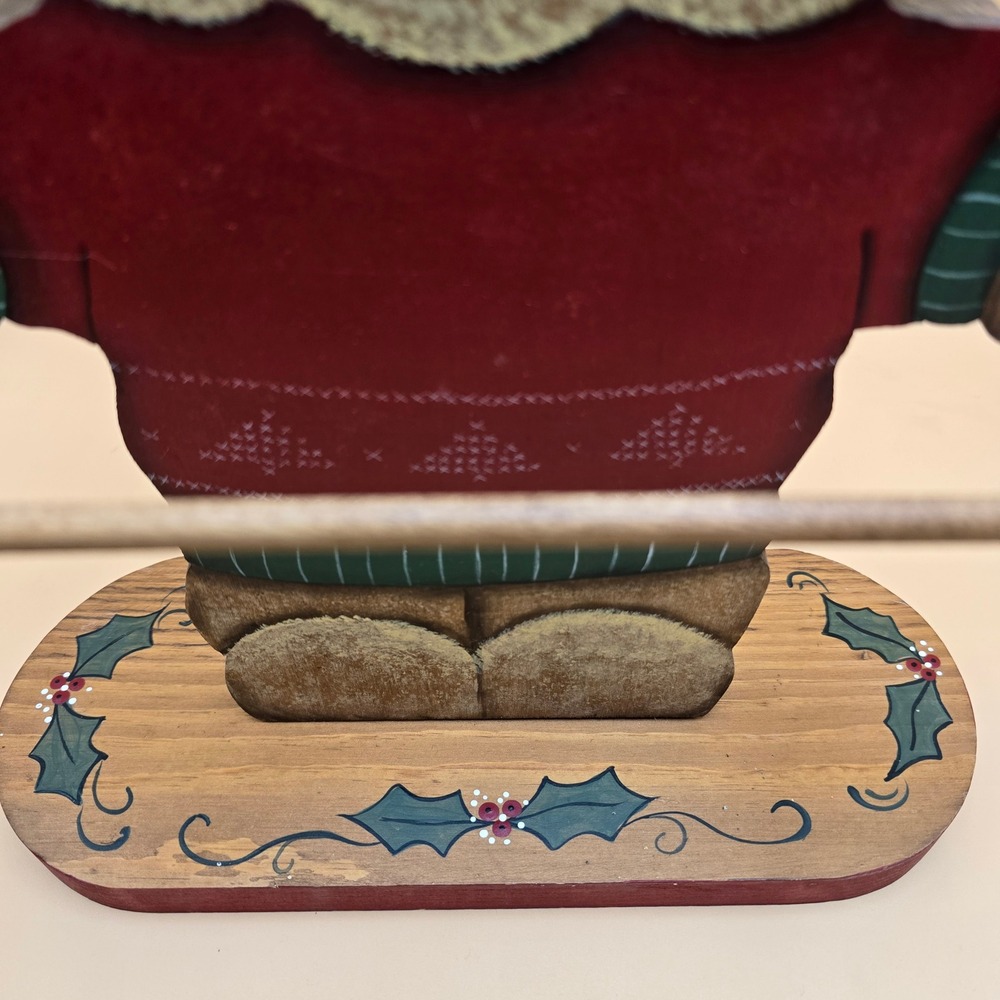 Vintage Christmas Wooden Teddy Bear Towel Holder Hand Painted Folk Art Holiday - Picture 16 of 16